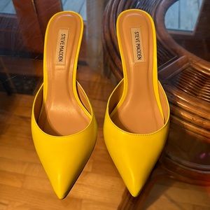 Steve Madden Pointy Mules